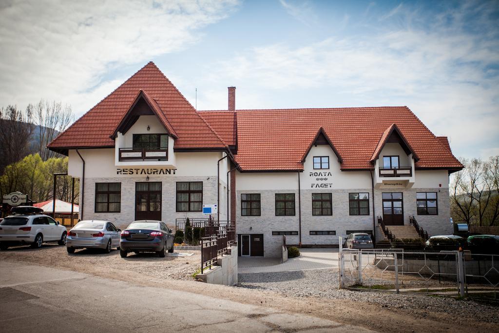 Roata Faget Inn Cluj-Napoca Ngoại thất bức ảnh