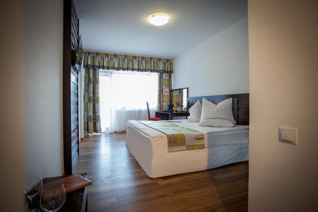 Roata Faget Inn Cluj-Napoca Phòng bức ảnh